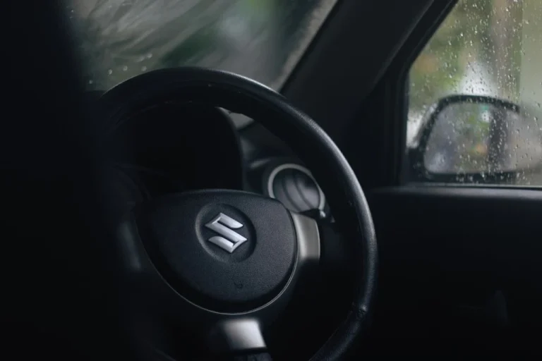 Suzuki здешевила нову Brezza: кросовер отримав турбомотор і більше опцій